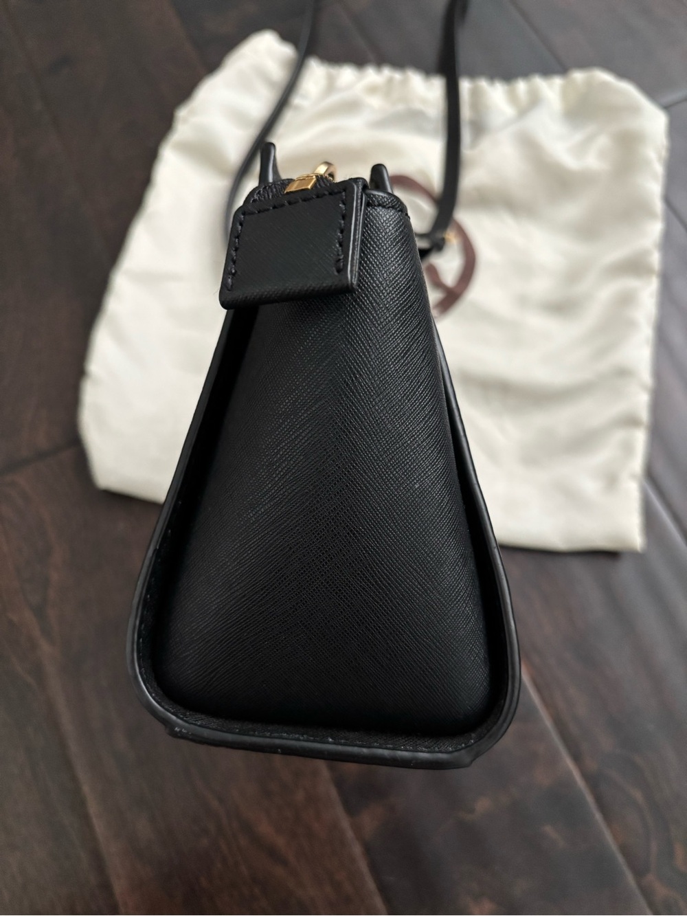 Michael Kors Black Saffiano Crossbody with Gold Hardware - Picture 4 of 16